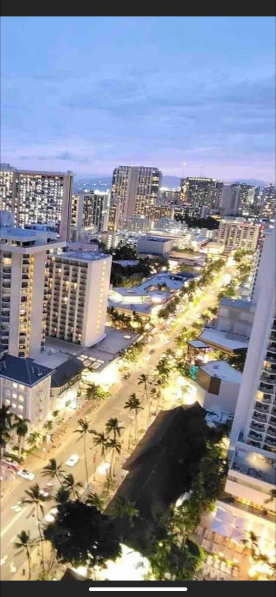 Waikiki Condo 2 Bedrooms 2 Bathrooms With 1 Free Parking Space Χονολουλού Εξωτερικό φωτογραφία