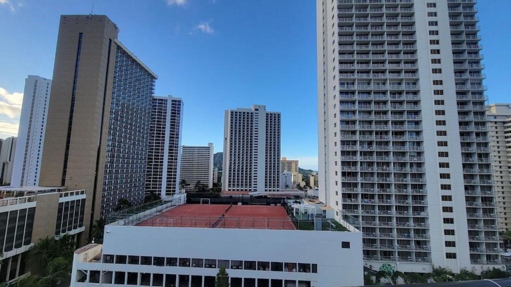Waikiki Condo 2 Bedrooms 2 Bathrooms With 1 Free Parking Space Χονολουλού Εξωτερικό φωτογραφία
